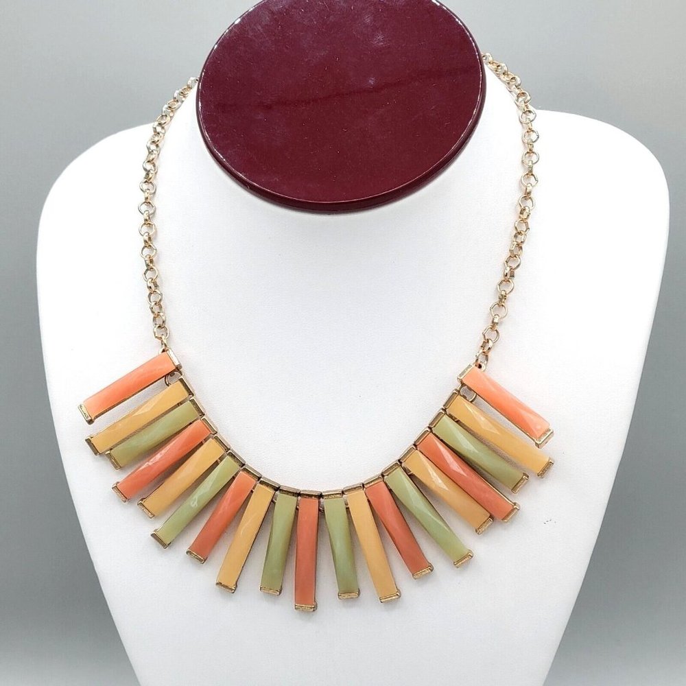 Womens Multicolor Lucite Bib Necklace Gold Tone Metal Round Link Chain 17 in